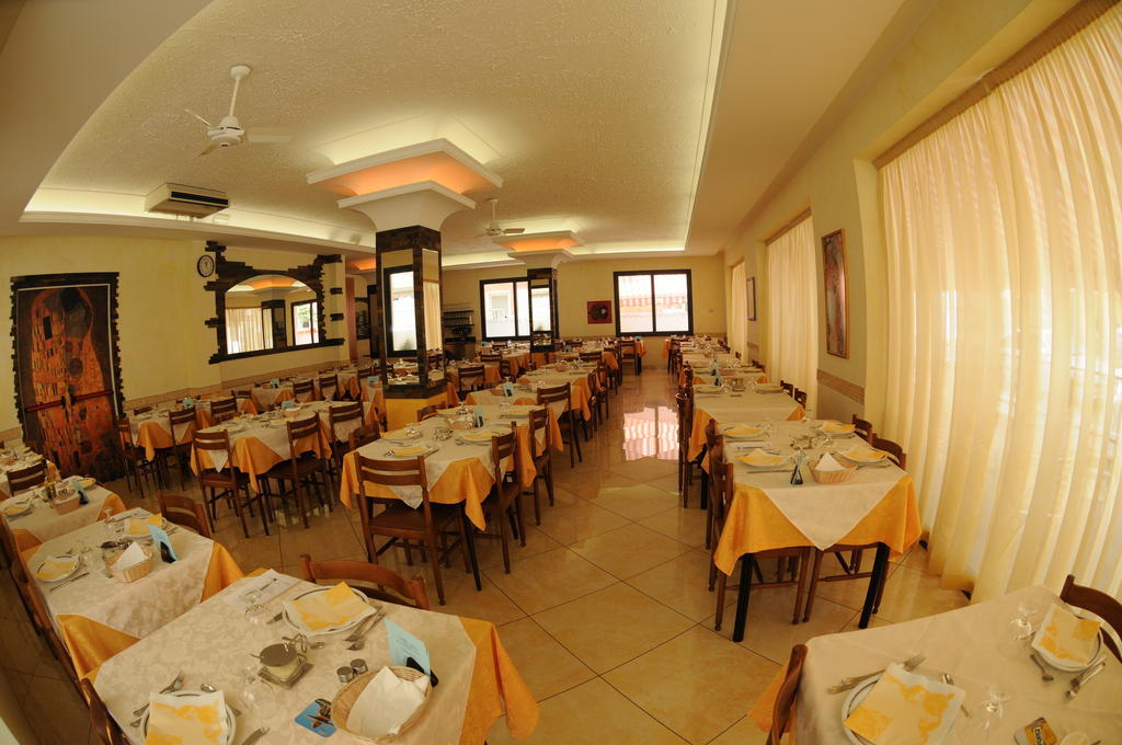 Hotel Villa Boschetti San Mauro Mare Luaran gambar