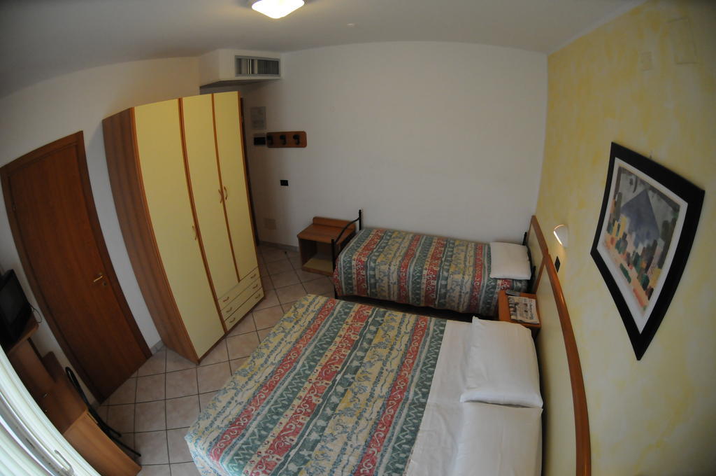 Hotel Villa Boschetti San Mauro Mare Bilik gambar